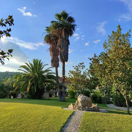 Chrouso Apartmanhotel 4*