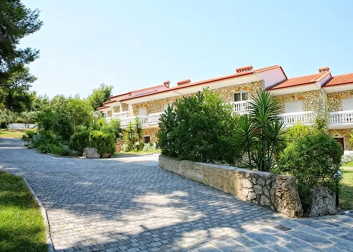 Chrouso Ξενοδοχείο με διαμερίσματα 4*