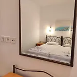 Chrouso Lägenhetshotell 4*