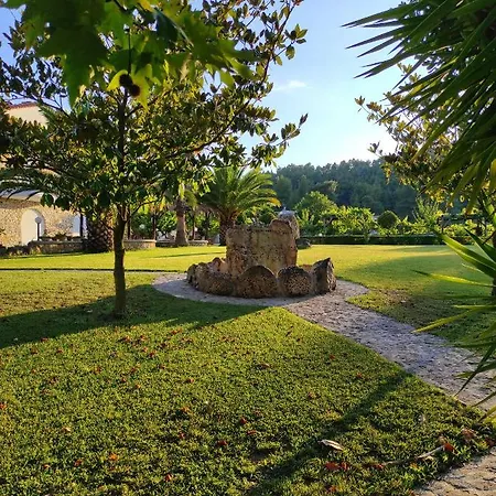 Chrouso Aparthotel