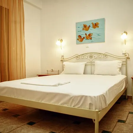 Aparthotel Chrouso