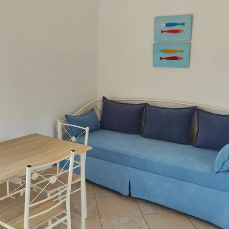 Aparthotel Chrouso