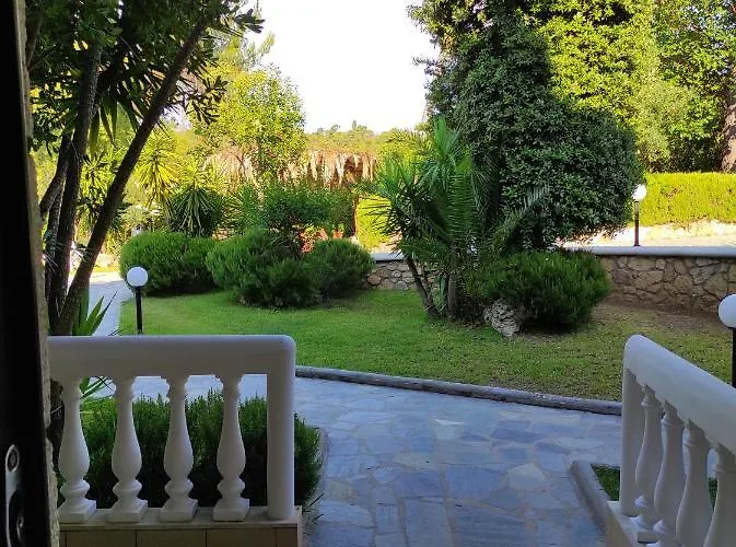 Hotel de apartamente Chrouso